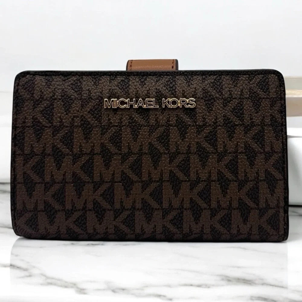 Michael Kors Medium Jet Set Travel Zip Chain Bifold Wallet Leather Brown